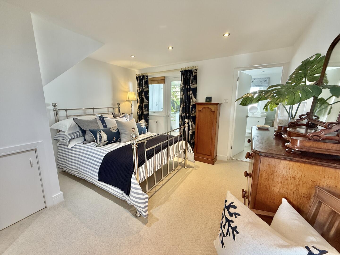 Bar Meadows, Malpas, Truro